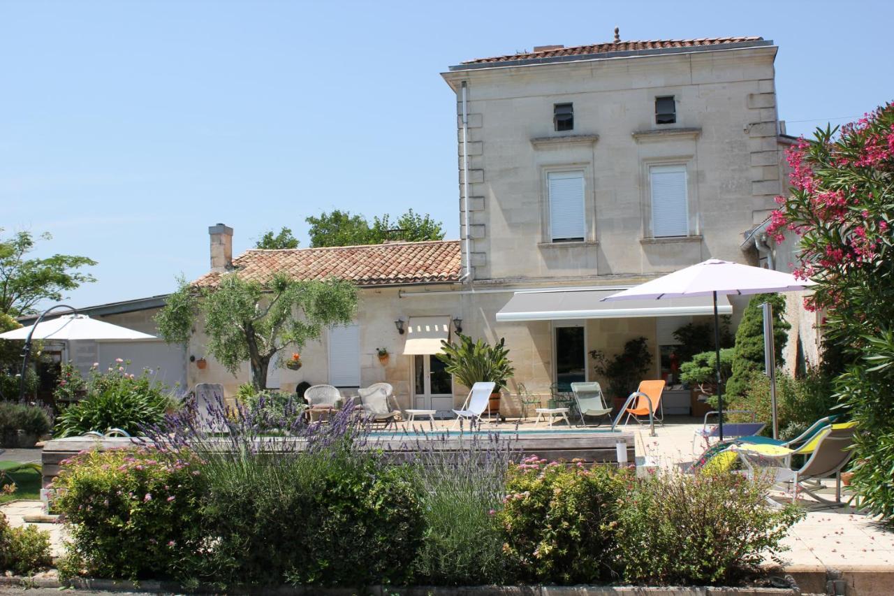Les Charmes De Vincent - Le Loft Cabernet Bed & Breakfast Fronsac  Eksteriør bilde